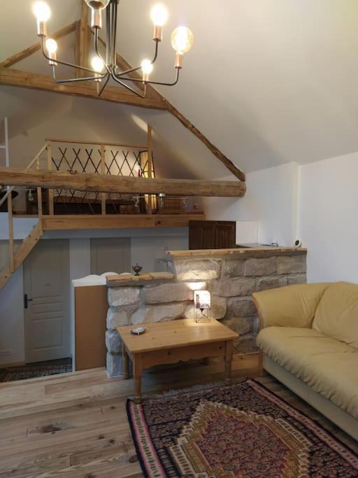Superbe Appartement Dans Charmant Corps De Ferme Acheres-la-Foret Exteriör bild
